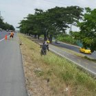 El mantenimiento y limpieza de la vía a la costa debe ser permanente.