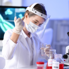 La vacuna ha mostrado ser eficaz hasta en un 79 % para prevenir casos severos de covid.