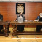 Tribunal. Los miembros del tribunal suspendieron la diligencia y se reinstalará el jueves a las 12:30.
