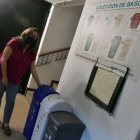 EN EL EDIFICIO NEVADOS,  UBICADO EN EL SECTOR  DE LA AVENIDA GONZALEZ SUARES, SE PONE A PRUEBA UN PROYECTO DE RECICLAJE DE BASURA 



07 mayo de 2021

KARINA DEFAS 

Agencia (ag-expreso ag-extra ag-quito)
