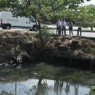 MORADORES DEL SECTOR DE URDENOR 1 PIDEN AL MINICIPIO UN DUCTO CAJON EN LA ZANJA QUE TIENE EL SECTOR YA QUE HAY PERSONAS DEL OTRO CIUDADELA QUE VAN A BOTAR BASURA Y EL MAL OLOR QUE HAY EN LA ZANJA 11 DE MAYO DEL 2021 GUAYAQUIL-ECUADOR
