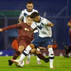 Buenos Aires (Argentina), 13/05/2021.- Velez Sarsfield"s Lucas Janson (R) in action against LDU Quito"s Lucas Piovi, during a group G match of the Copa Libertadores, at the Jose Amalfitani Stadium in Buenos Aires, Argentina, 13 May 2021. EFE/EPA/Marcos Brindicci / POOL Velez Sarsfield - LDU Quito