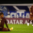 Jordy Alcivar se quedó en el piso después de la derrota del cuadro albo en Argentina.