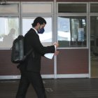 Defensa. Pablo Encalada, uno de los abogados del caso Las Torres, llega a la audiencia de vinculación en la Corte Nacional.