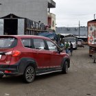 Ese el panorama que se vive a diario. Hay caos y desorden en el lugar.