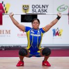 Alexandra Escobar, tiene 40 años y está clasificada en los 55 y 59 kg. En el primero es  # 9 y en el segundo 10 del ranking.