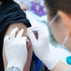 El Gobierno presentó formalmente su programa, que pretende inmunizar a 9 millones de ecuatorianos entre junio y agosto.