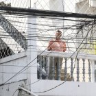 La Garzota. En las avenidas Hermano Miguel y Guillermo Pareja, quienes viven en casas de 2 o más pisos conviven ya con el problema.