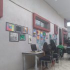 La unión de un grupo de voluntarios y artistas permitió levantar el infocentro comunitario.