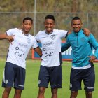 Gonzalo Plata, José Carabalí y Dixon Arroyo, seleccionados ecuatorianos que lucen optimistas para medir a Perú.