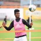 Washington Corozo, por sus buenas actuación, fichó por el Pumas mexicano.