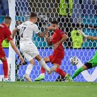 Immobile anota el segundo gol de Italia ante Turquía, en el Olímpico de Roma