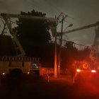 Trabajo. Personal de CNEL ejecutó arreglos en el sector.