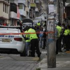 Incidente. La Policía investiga las circunstancias de la muerte de dos policías que recibieron disparos en Quito.