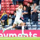 Patrik Schick celebra el gol de más de 50 metros frente a los escoceses.