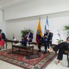 El canciller ecuatoriano, Mauricio Montalvo, mantuvo un conversatorio con periodistas en la ciudad de Guayaquil.