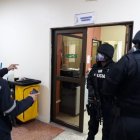 Referencial. La investigación generó allanamientos en el hospital Teodoro Maldonado, donde se fijaron documentos por parte de la Fiscalía.