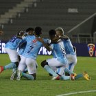 9 de Octubre derrotó a Emelec por 2-0 en el estadio Christian Benítez.