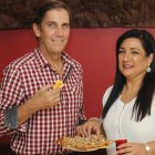 Tania con su esposo, Bruce H