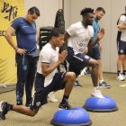 Gonzalo Plata no estuvo en el duelo contra Perú, según directivo de FEF por lesión.