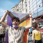 La policía dispersa la marcha anual del orgullo gay en Estambul.