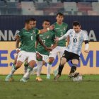 La selección de Argentina ganó el grupo A y por eso se enfrentará a la selección de Ecuador, que clasificó cuarta del grupo B