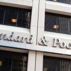 La firma mejoró la calificación soberana de Ecuador en septiembre del año pasado.