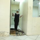 Huecos. En el segundo piso del edificio de la CTE hay huecos en el suelo desde el terremoto del 2016, como lo muestra la foto. 2. Registros. El archivo físico se está destruyendo, hay hojas que se están desintegrando. 3. Microfilmes. Los archivos que están en microfilmes también se descomponen por los años y hasta emiten vapores que afectan la salud.