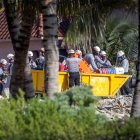 Los rescatistas continúan su trabajo una semana después del accidente.