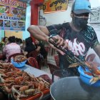 RECORRIDO NOCTURNO EN EL CENTRO DE LA CIUDAD....FD: MIGUEL CANALES...1 07-2021