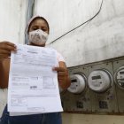 Los habitantes afectados por el alza en la planillas reclaman una solución.