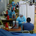 Estaba previsto que cerca de 400 vendedores fueran inmunizados. 
 Quito 11 de Julio de 2021 Agencia(ag-extra ag-expreso-ag-quito) Gustavo Guaman