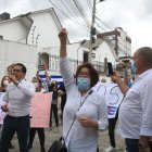 Denuncias. Cubanos radicados en Ecuador protestaron en la capital por la censura que se vive en su país.