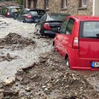 Ríos de piedra y lodo inundan calles urbanas