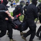 La Policía biolorrusa aprehendió a opositores al régimen de Lukachenko.