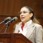 La exfuncionaria de Contraloría reveló que recibió presiones y amenazas en el poco tiempo que ocupó la titularidad.