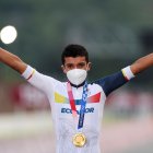 Richard Carapaz, con la medalla de oro en los Juegos de Tokio.