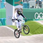 Doménica Azurero llega de tercera en su primer heat y debut de los juegos olímpicos.