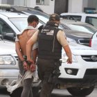 La Policía atrapó al individuo luego de que recibiera una paliza por parte de ciudadanos.