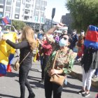 Plantón. Ciudadanos llegaron a los exteriores de la Corte de Pichincha a rechazar la actuación de dos judiciales.