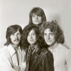 El documental "Becoming Led Zeppelin", sobre la vida de los cuatro integrantes de la banda británica, es la última incorporación al programa fuera de concurso del próximo Festival de Venecia, según anunciaron hoy sus organizadores. Imagen cedida por la Mostra de Venezia.