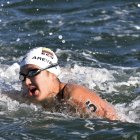 La ecuatoriana Samantha Arévalo participa en la prueba de 10 km en aguas abiertas.