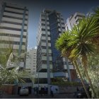 Fachada del edifico en donde funcionan las oficinas de Asobanca, en el norte de Quito.