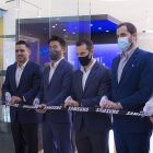 Jaime Simó, gerente de Marketing Samsung Ecuador; Mr. Thomas Park, Business Manager IM Samsung Ecuador; José Antonio Hidalgo, Gerente Comercial Alhambra Shopping; Ricardo Huerta, Gerente de Directa Credit; Luis Velasco, Gerente de Importaciones Alhambra Shopping.