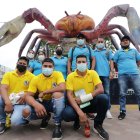 Sesión. A la inauguración de la fecha la acompañó una jornada en la que se resaltó la labor de los cangrejeros del golfo y de todo el país. Algunos posan en la foto.
