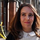 Moris atendió a la prensa ante el Tribunal Superior de Londres.