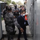 El encargado de entregar la notificación en la prisión fue el prosecretario Santiago Becdach.