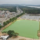 Espacio. Los residentes de ciudadelas  como Guayacanes y Sauces, al norte de Guayaquil, denuncian los malos olores que emanan las lagunas.