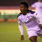 Djorkaeff Reasco volvió a convertirse en el héroe del equipo capitalino.