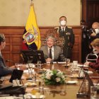 El presidente Guillermo Lasso, mantuvo una reunión con representantes del sector del transporte.
